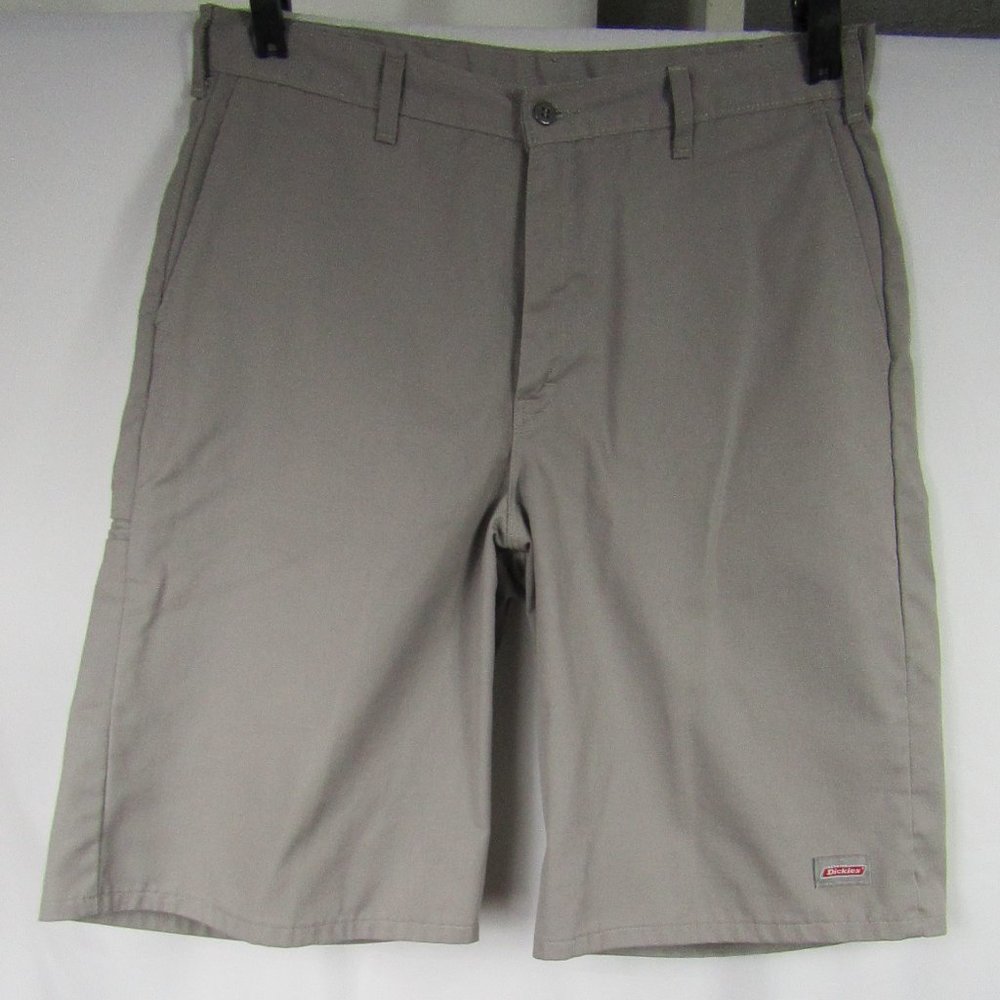 Dickies | Men | Shorts | Khaki | 36